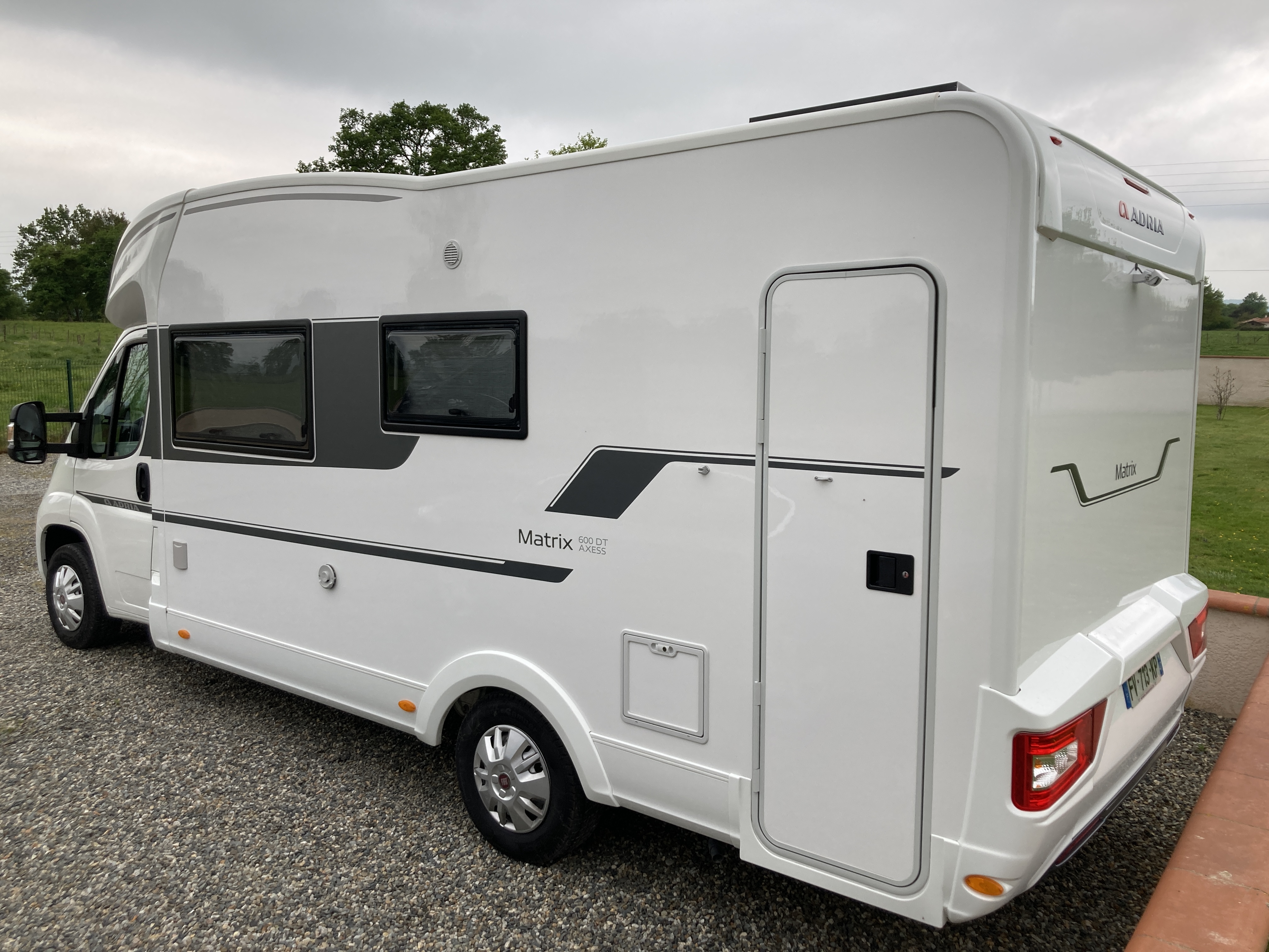 Camping car Adria Matrix 600 DT 2020 3500 km - VENDU -