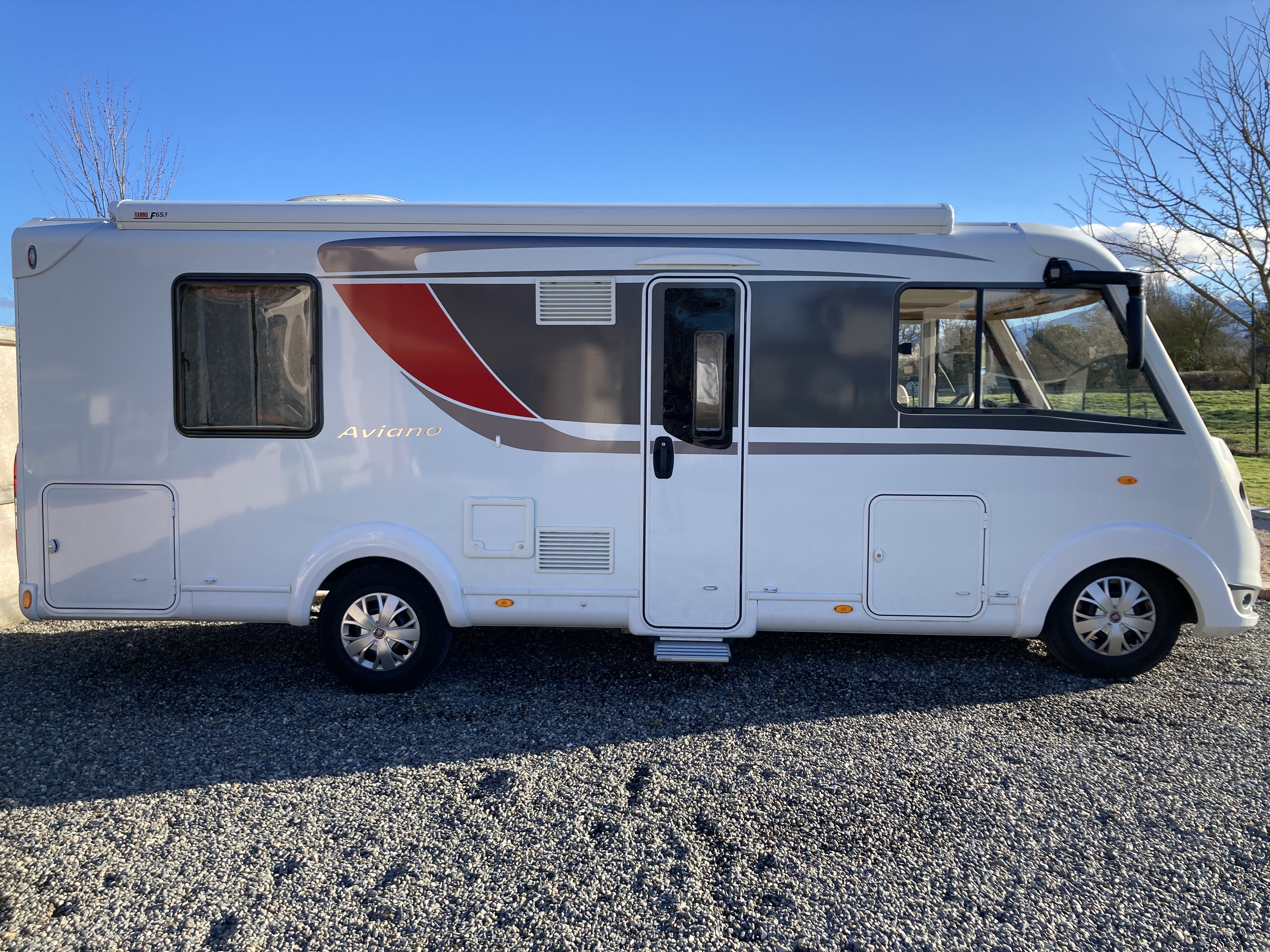 Camping car Burstner Aviano I 700 - VENDU -