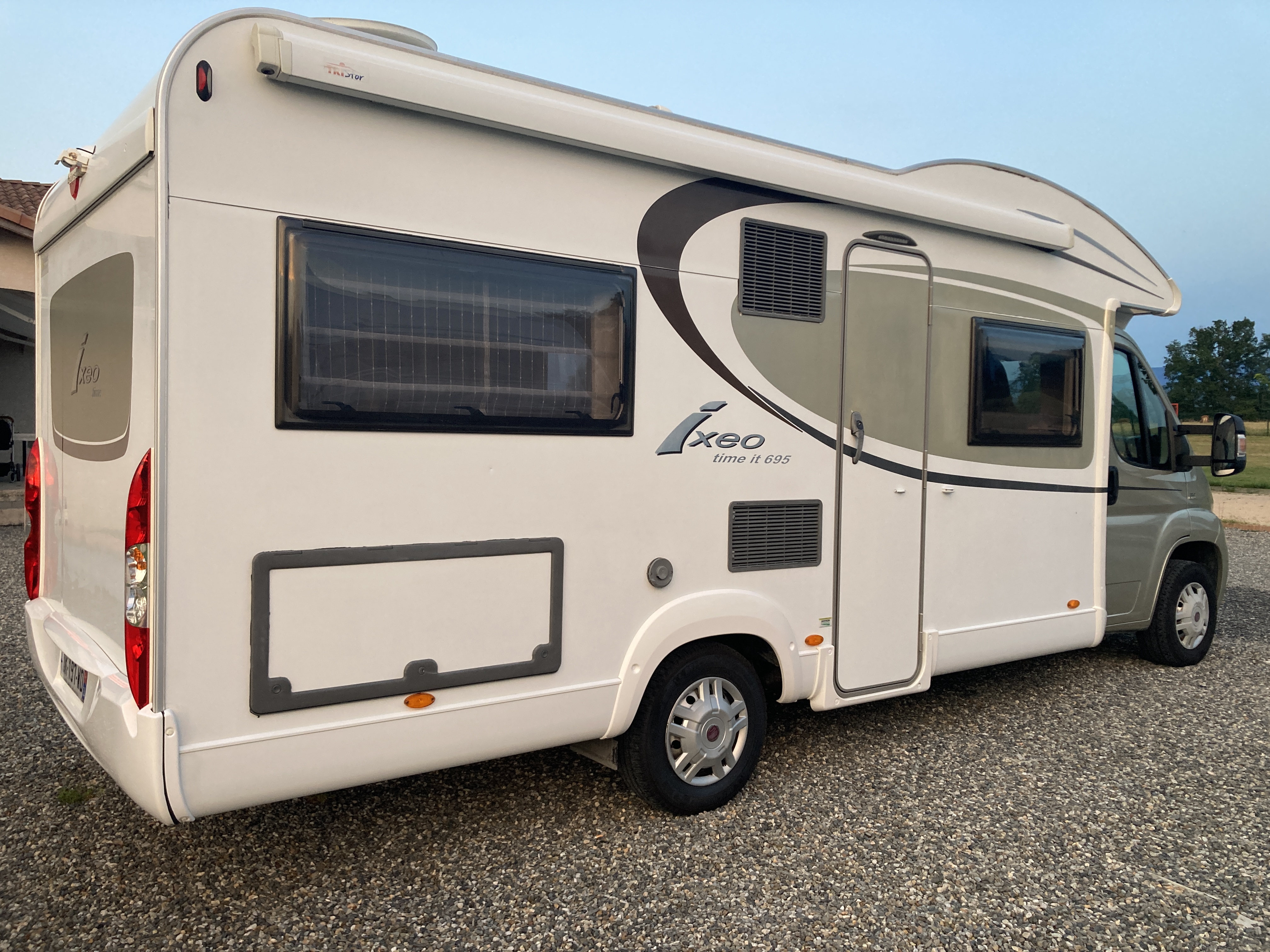 Camping-car d'occasion Burstner Ixeo Time 695 - VENDU -