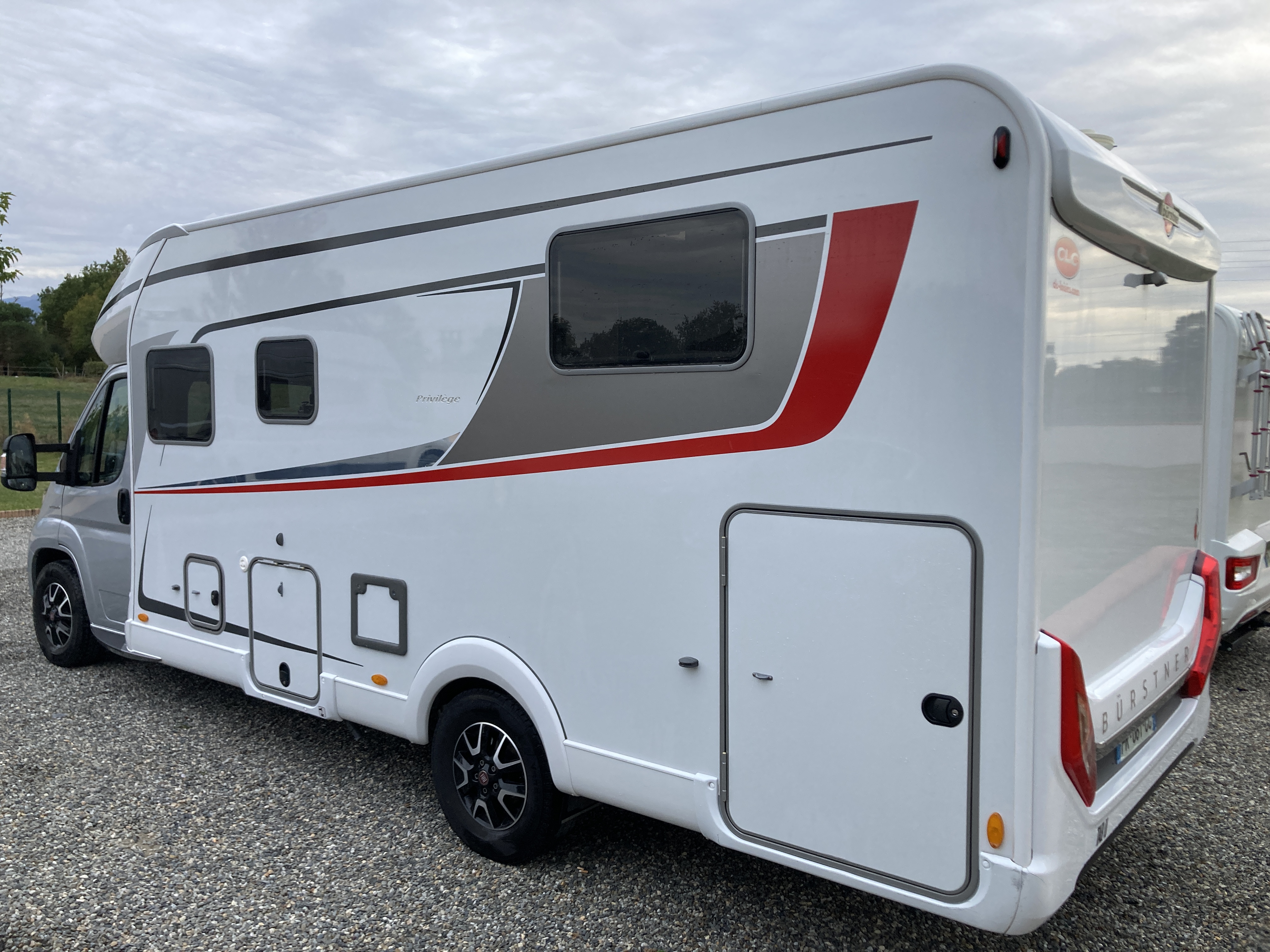 Camping-car occasion profilé Burstner Lyseo TD 736 Privilège - VENDU -