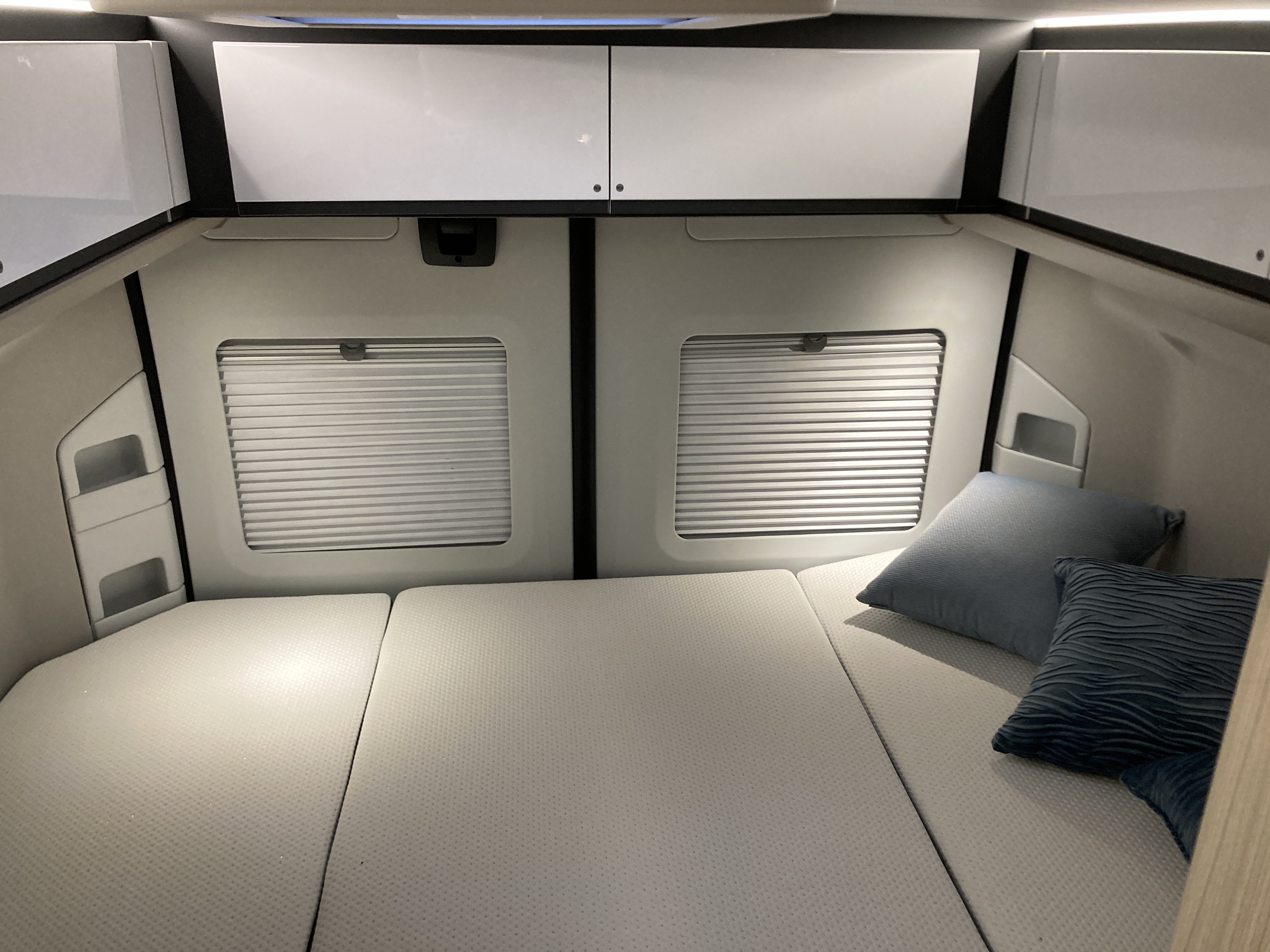 Fourgon aménagé occasion Adria Twin Plus 600 SPB