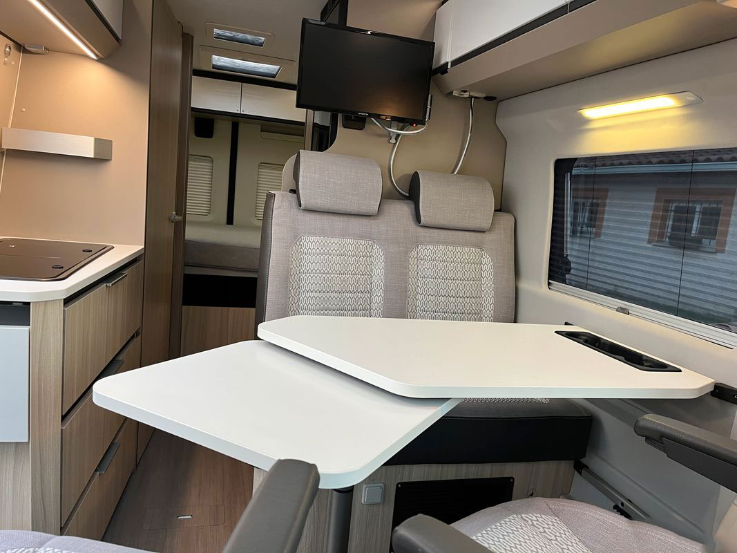 Fourgon aménagé occasion Adria Twin Plus 600 SPX - VENDU -