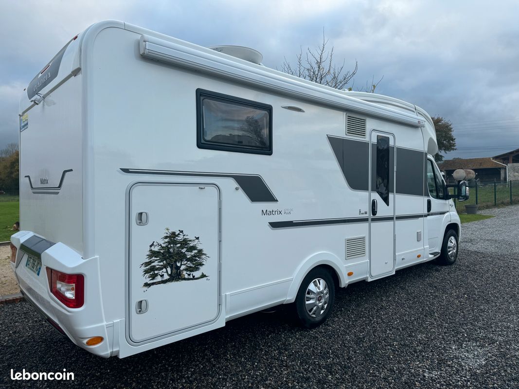 Camping car Adria Matrix Plus 670 DC - VENDU