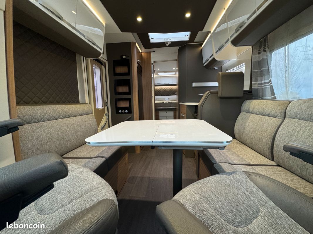 Camping car Adria Matrix Plus 670 DC - VENDU