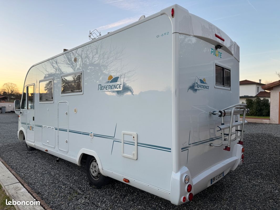 Camping-car occasion Pilote Référence G 682 - VENDU