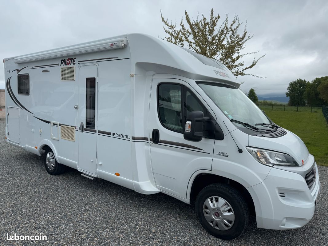 Camping-car occasion Pilote P746C Essentiel