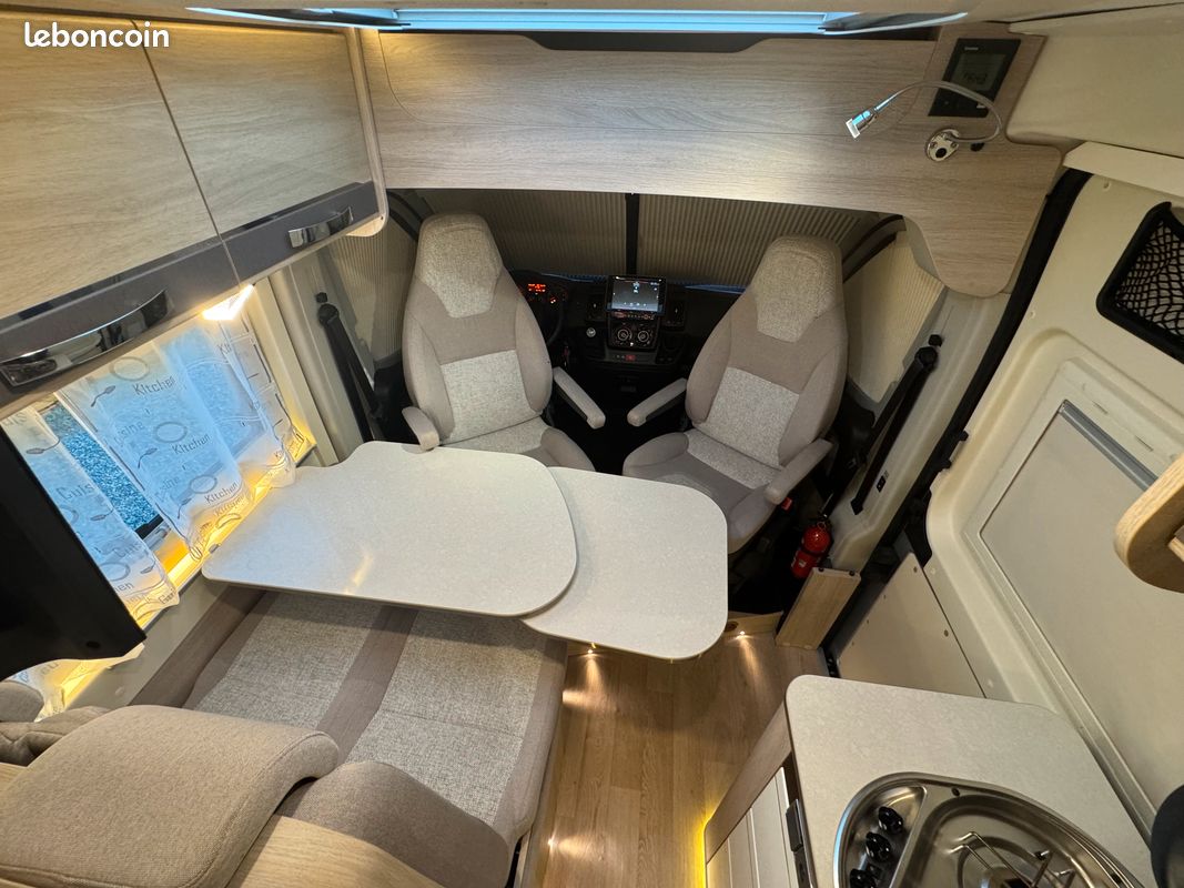 Fourgon Aménagé Occasion RAPIDO VAN V68