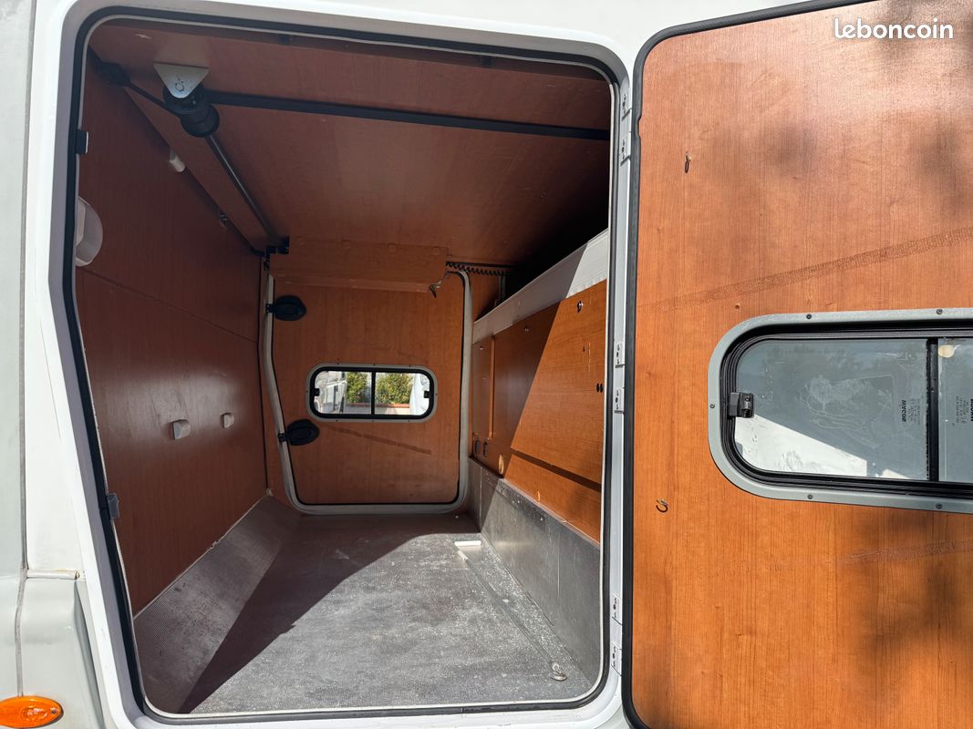 Camping-car occasion Arca H 720 GLM