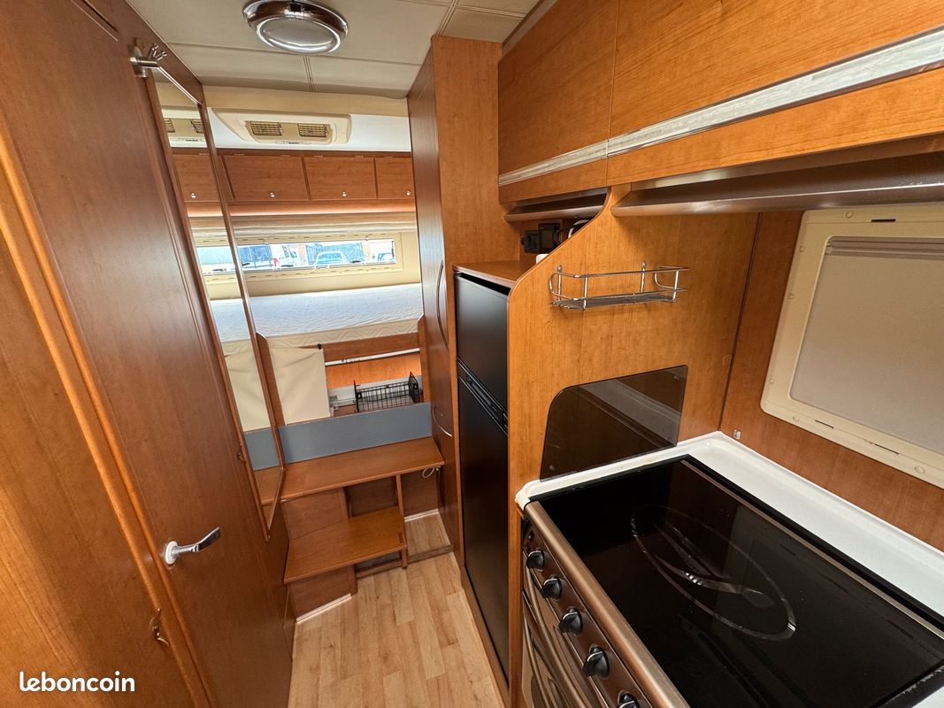 Camping-car occasion Arca H 720 GLM