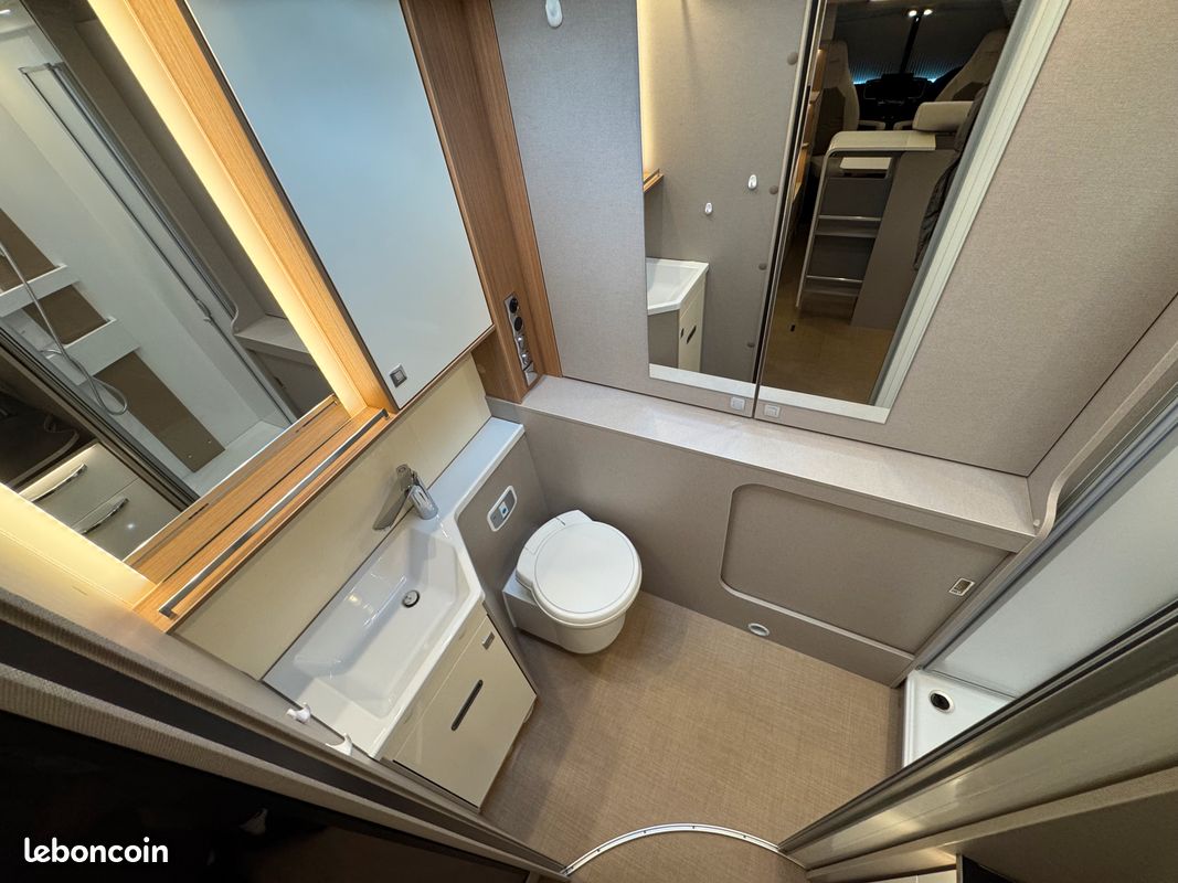 Camping-car occasion Burstner Lyseo Gallery T689G Harmony Line