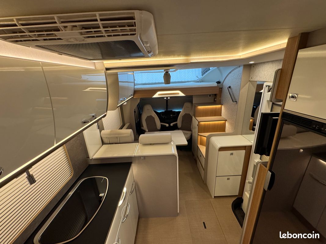 Camping-car occasion Burstner Lyseo Gallery T689G Harmony Line