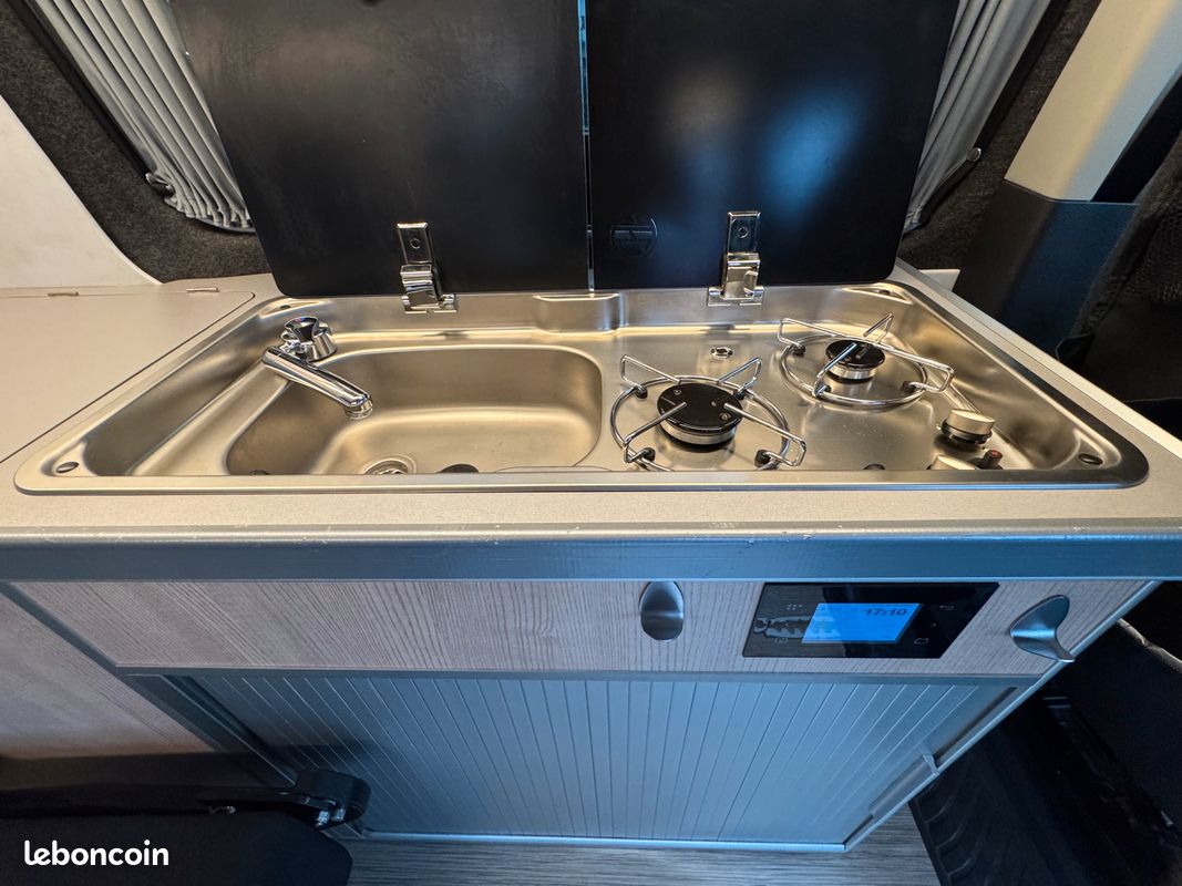 Fourgon aménagé occasion Lando Sydney Ford Transit Custom