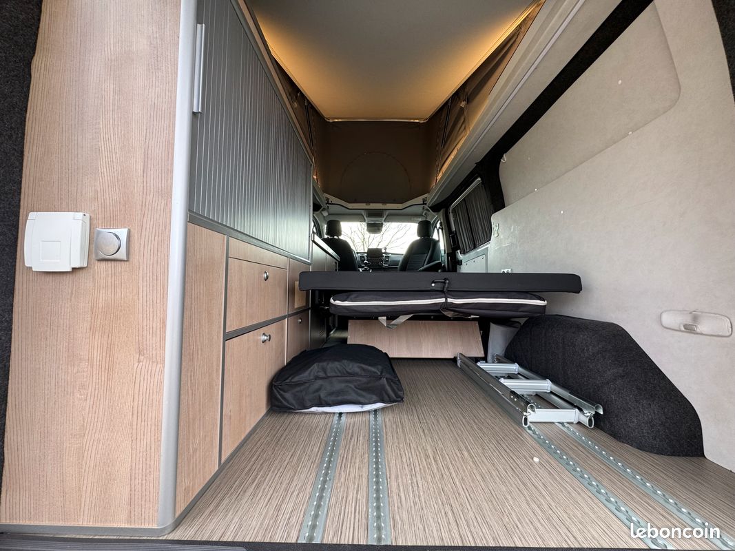Fourgon aménagé occasion Lando Sydney Ford Transit Custom
