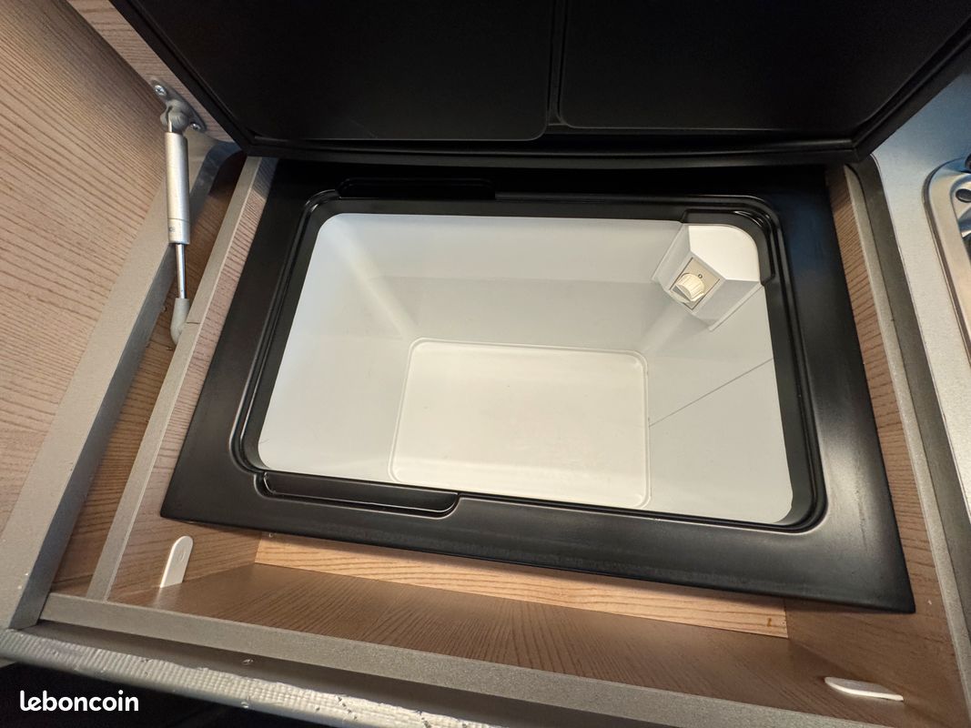 Fourgon aménagé occasion Lando Sydney Ford Transit Custom