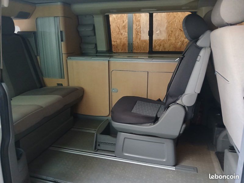 Fourgon aménagé occasion Volkswagen California T5