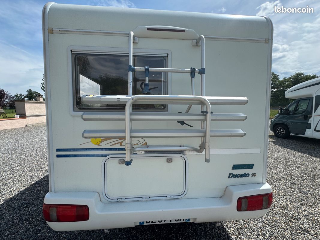 Camping-car occasion PILOTE P590