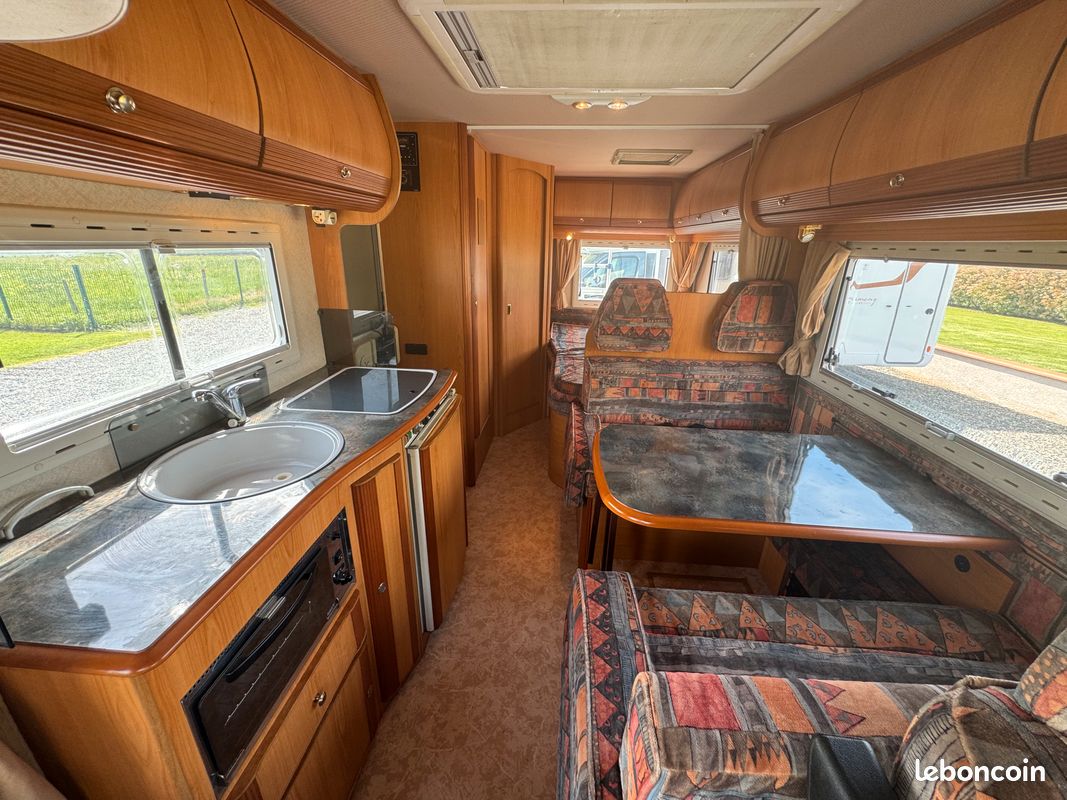 Camping-car occasion PILOTE P590