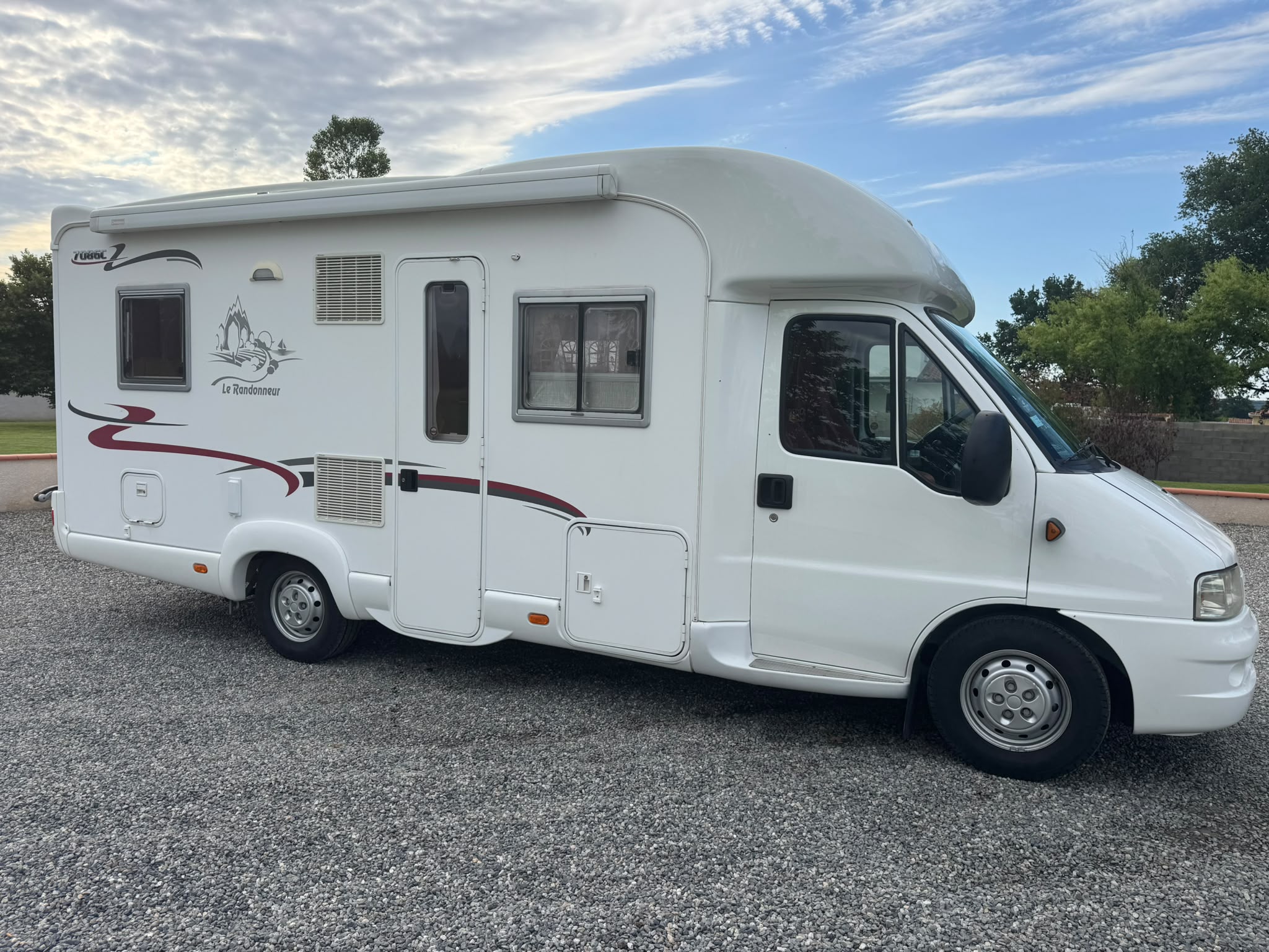 Camping car d'Occasion Rapido 7086C Le Randonneur
